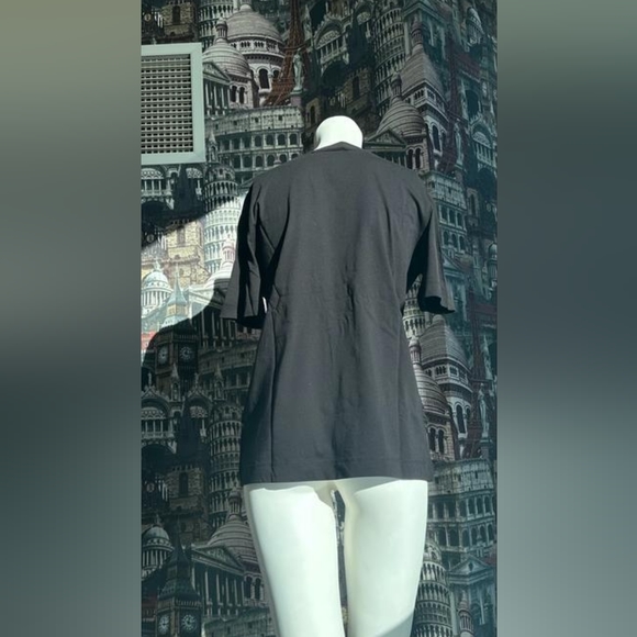 Moschino t-shirt. - Picture 4 of 5